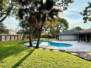 7810 Nairn Street, Houston TX 77074