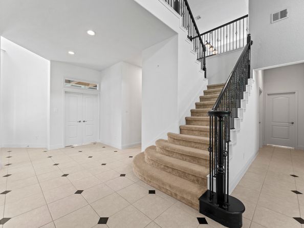39 Tioga Place, Tomball TX 77375