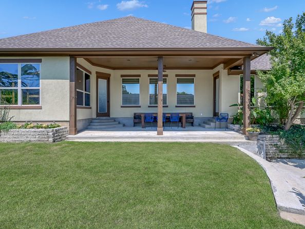 2404 Bramlet Drive, Conroe TX 77304