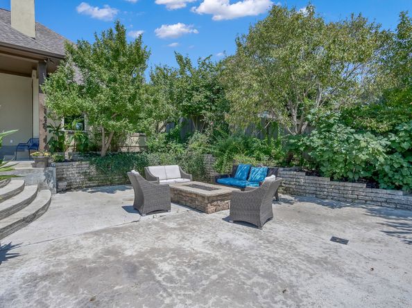 2404 Bramlet Drive, Conroe TX 77304
