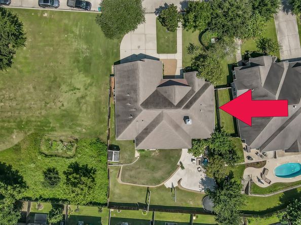 2404 Bramlet Drive, Conroe TX 77304
