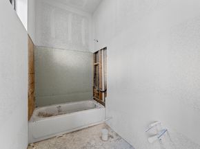 918 Patterson Street, Houston TX 77007