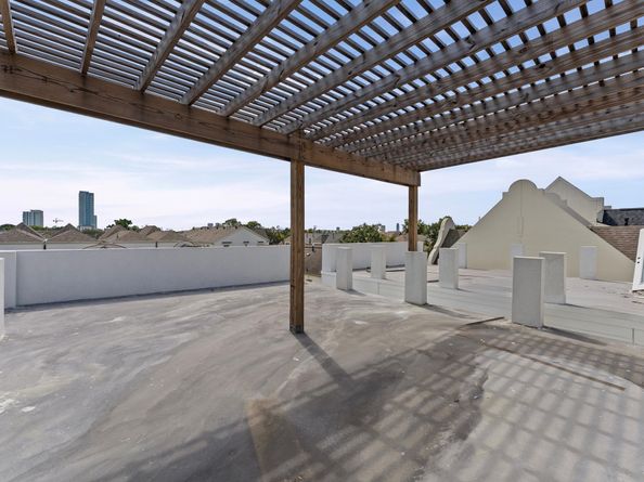 918 Patterson Street, Houston TX 77007