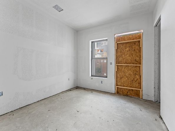 918 Patterson Street, Houston TX 77007