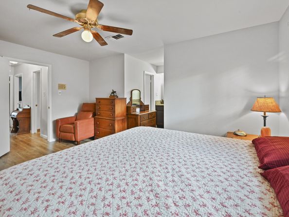 13823 Wickersham Lane, Houston TX 77077