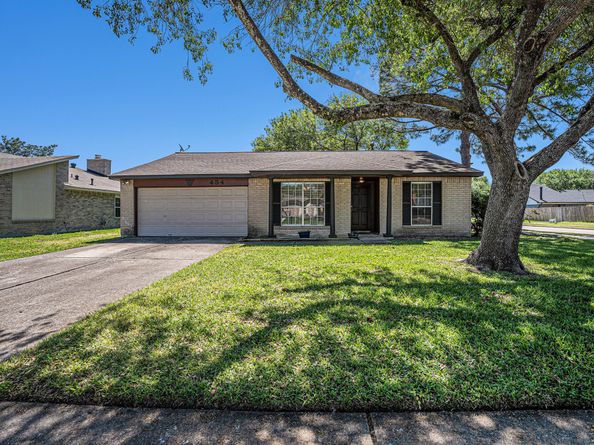 454 Buoy Road, Houston TX 77598