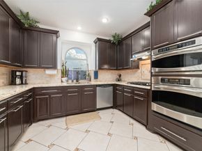 16243 Pinon Vista Drive, Houston TX 77095