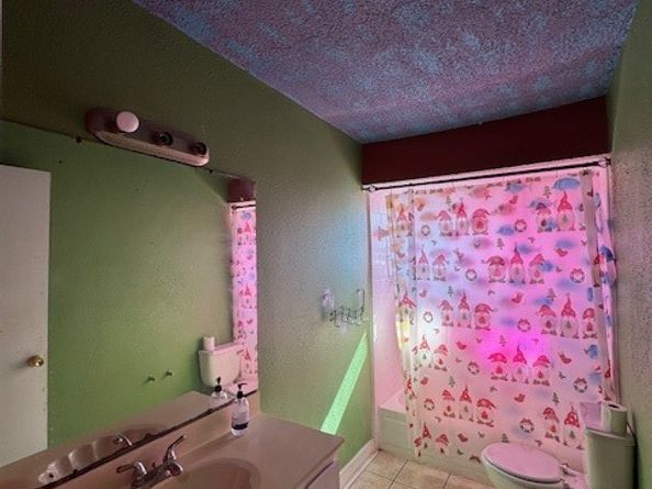 766 Coolwood Drive B, Houston TX 77013