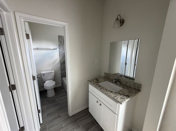 7952 Blue Street, Houston TX 77028
