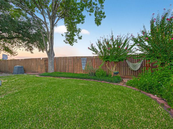 12210 Waldemar Drive, Houston TX 77077