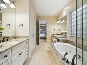 2050 DIAMOND SPRINGS Drive, Houston TX 77077