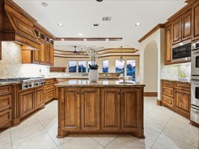 2050 DIAMOND SPRINGS Drive, Houston TX 77077