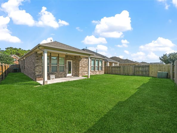 16627 Lake Aquilla Lane, Houston TX 77044