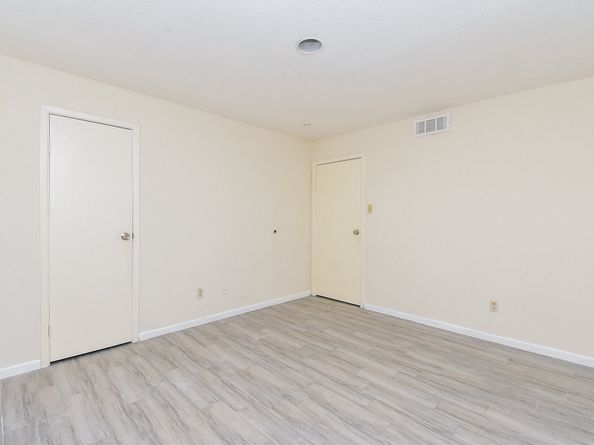 10202 Forum Park Drive 15, Houston TX 77036