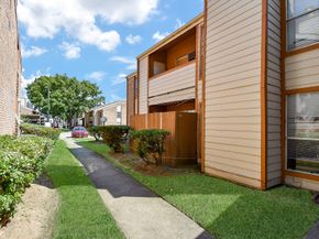 10202 Forum Park Drive 15, Houston TX 77036
