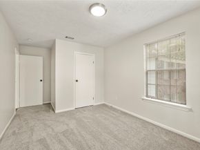 12 S Cypress Pine Drive, The Woodlands TX 77381