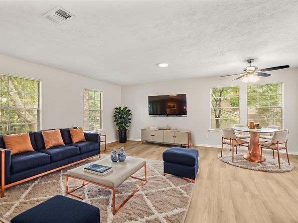 12 S Cypress Pine Drive, The Woodlands TX 77381