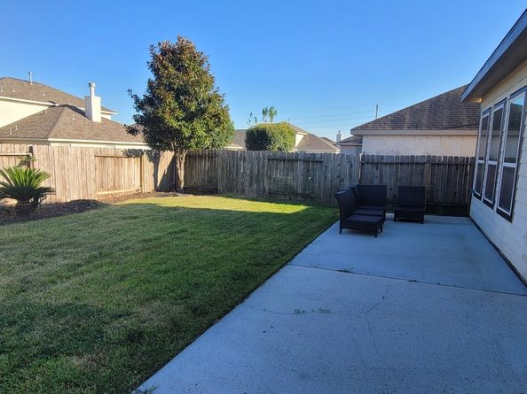 13914 Willowshire Lane, Houston TX 77014
