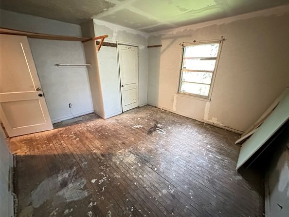 5330 Willow Glen Drive, Houston TX 77033