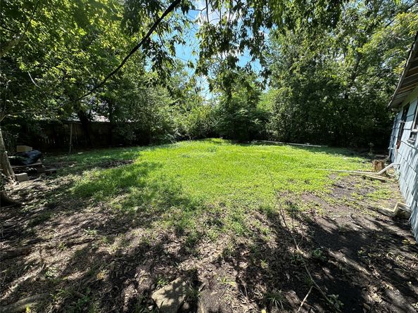 5330 Willow Glen Drive, Houston TX 77033