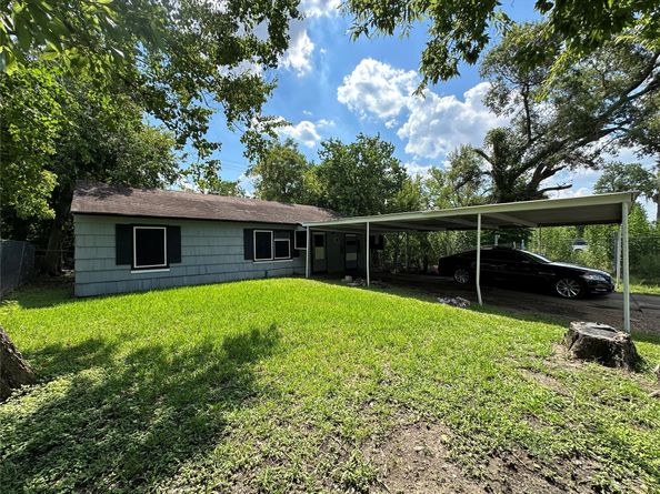 5330 Willow Glen Drive, Houston TX 77033
