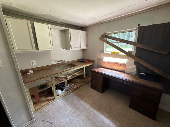 5330 Willow Glen Drive, Houston TX 77033