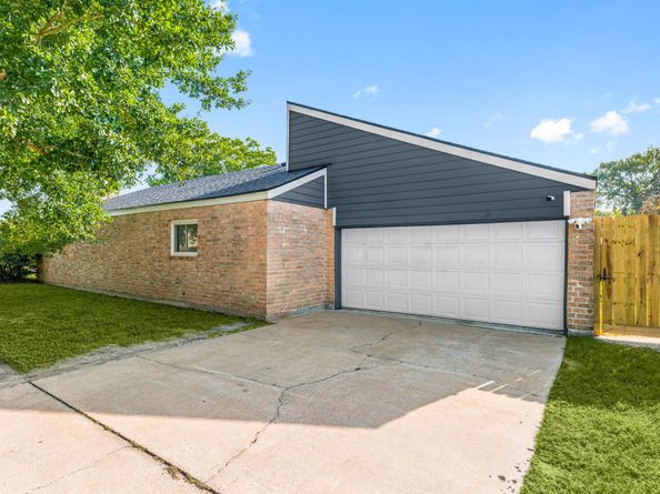 15923 Red Willow Drive, Houston TX 77084