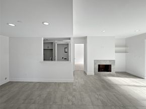 2829 Timmons Lane 209, Houston TX 77027