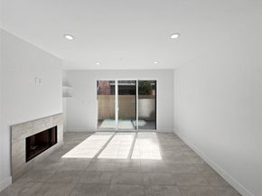 2829 Timmons Lane 209, Houston TX 77027