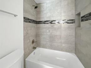 2829 Timmons Lane 209, Houston TX 77027