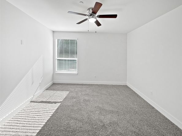 2829 Timmons Lane 209, Houston TX 77027