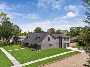 5602 Dumfries Drive, Houston TX 77096