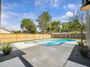 5602 Dumfries Drive, Houston TX 77096