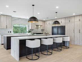 5115 S Braeswood Boulevard, Houston TX 77096
