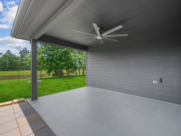 2231 Silver Dove Lane, Conroe TX 77301
