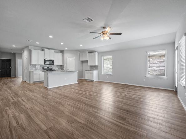 2231 Silver Dove Lane, Conroe TX 77301