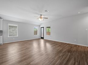 2231 Silver Dove Lane, Conroe TX 77301