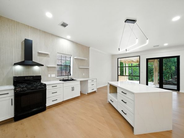 12625 Memorial Drive 180, Houston TX 77024