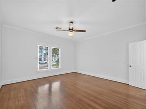 310 E 25th Street, Houston TX 77008