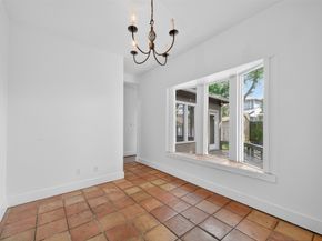 310 E 25th Street, Houston TX 77008