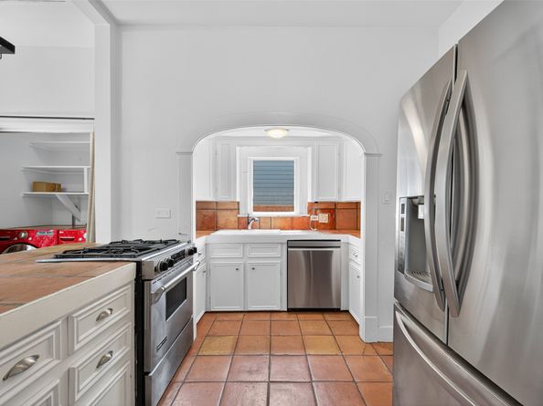 310 E 25th Street, Houston TX 77008