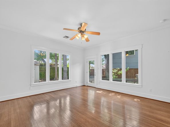 310 E 25th Street, Houston TX 77008