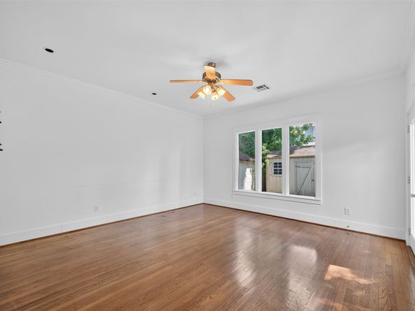 310 E 25th Street, Houston TX 77008