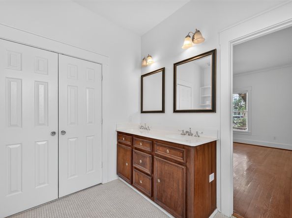 310 E 25th Street, Houston TX 77008