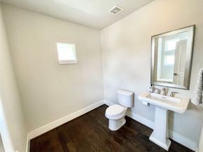 5813 Petty Street C, Houston TX 77007