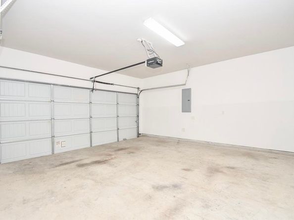 5813 Petty Street C, Houston TX 77007