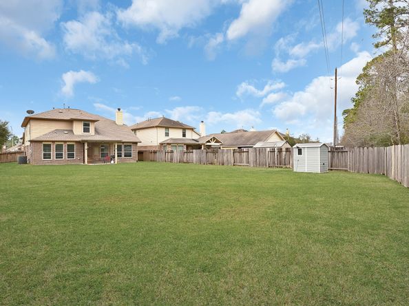 9803 Clanton Pines Drive, Humble TX 77396