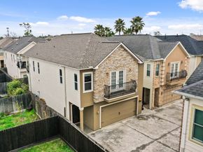 4609 Sharman Street, Houston TX 77009