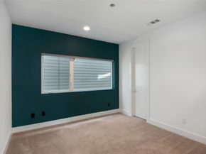 1155 W 18th Street, Houston TX 77008