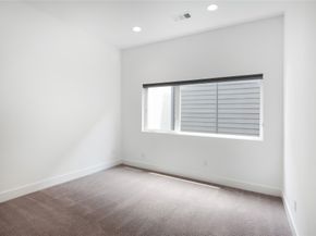 1155 W 18th Street, Houston TX 77008